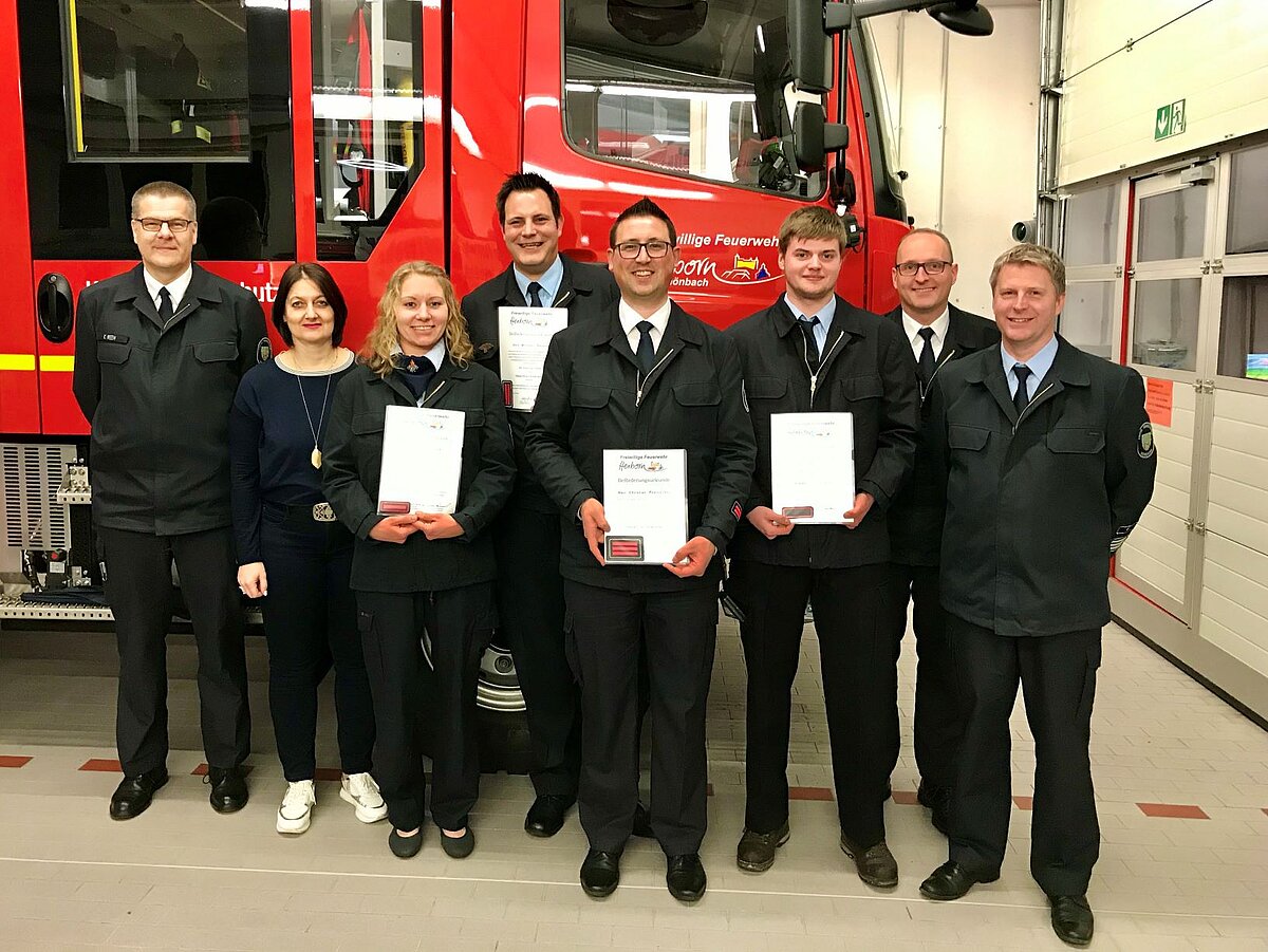 Beförderungen bei der Freiwilligen Feuerwehr Schönbach Stadt Herborn