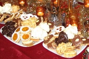 Gebäckteller - Adventskaffee in der Stadtbücherei