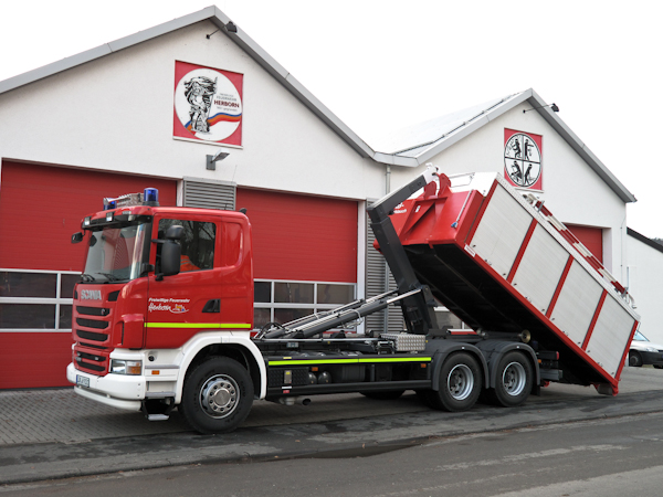 Neues Wechselladerfahrzeug für die Freiwillige Feuerwehr Herborn